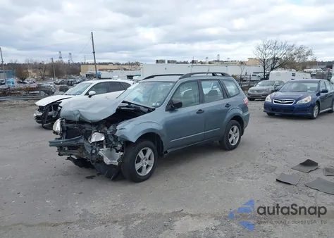2010 Subaru Forester 2.5X из США, поврежденный, VIN JF2SH6BC9AH786235